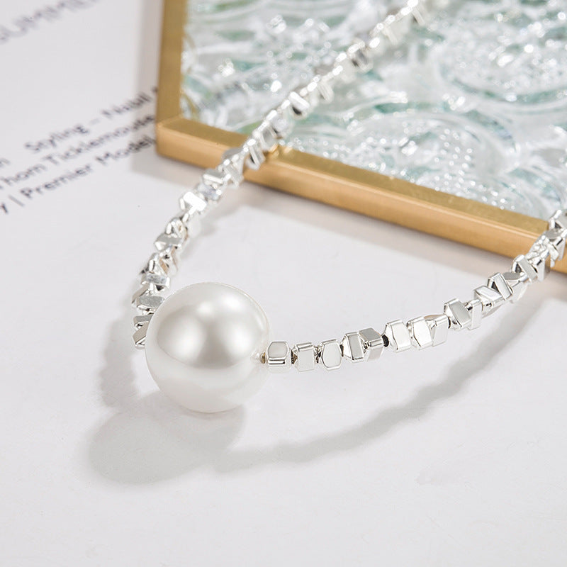 Small Pieces Of Silver Pearl Necklace Light Luxury And Simplicity